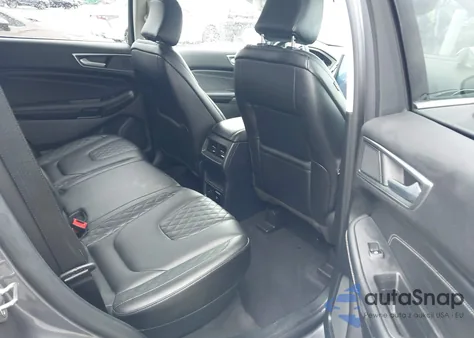 2024 Ford Edge Titanium z USA, uszkodzony, nr VIN 2FMPK4K93RBA36820